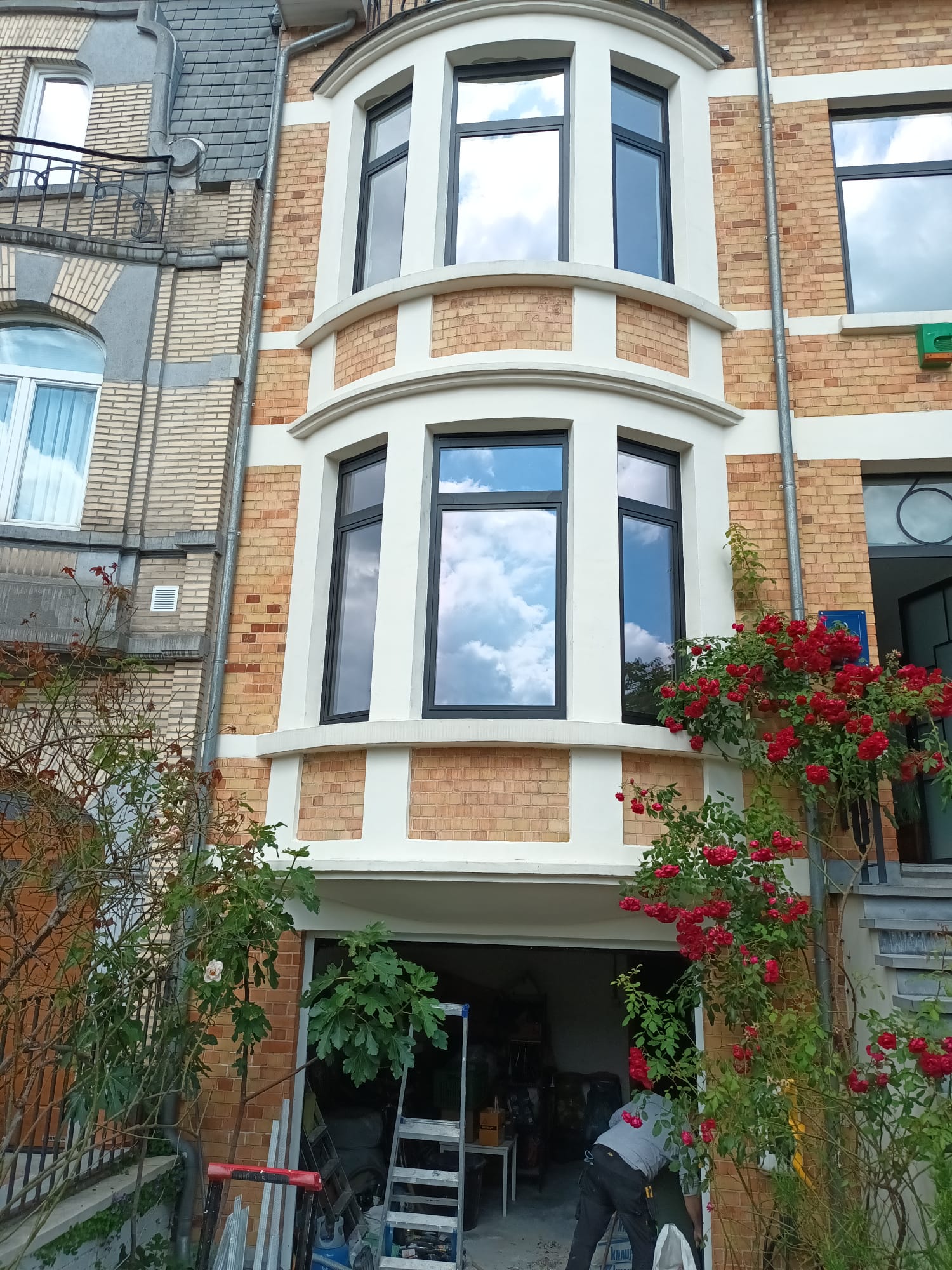 Réalisation Luc SRL – Menuiseries extérieures à Bruxelles et en Wallonie