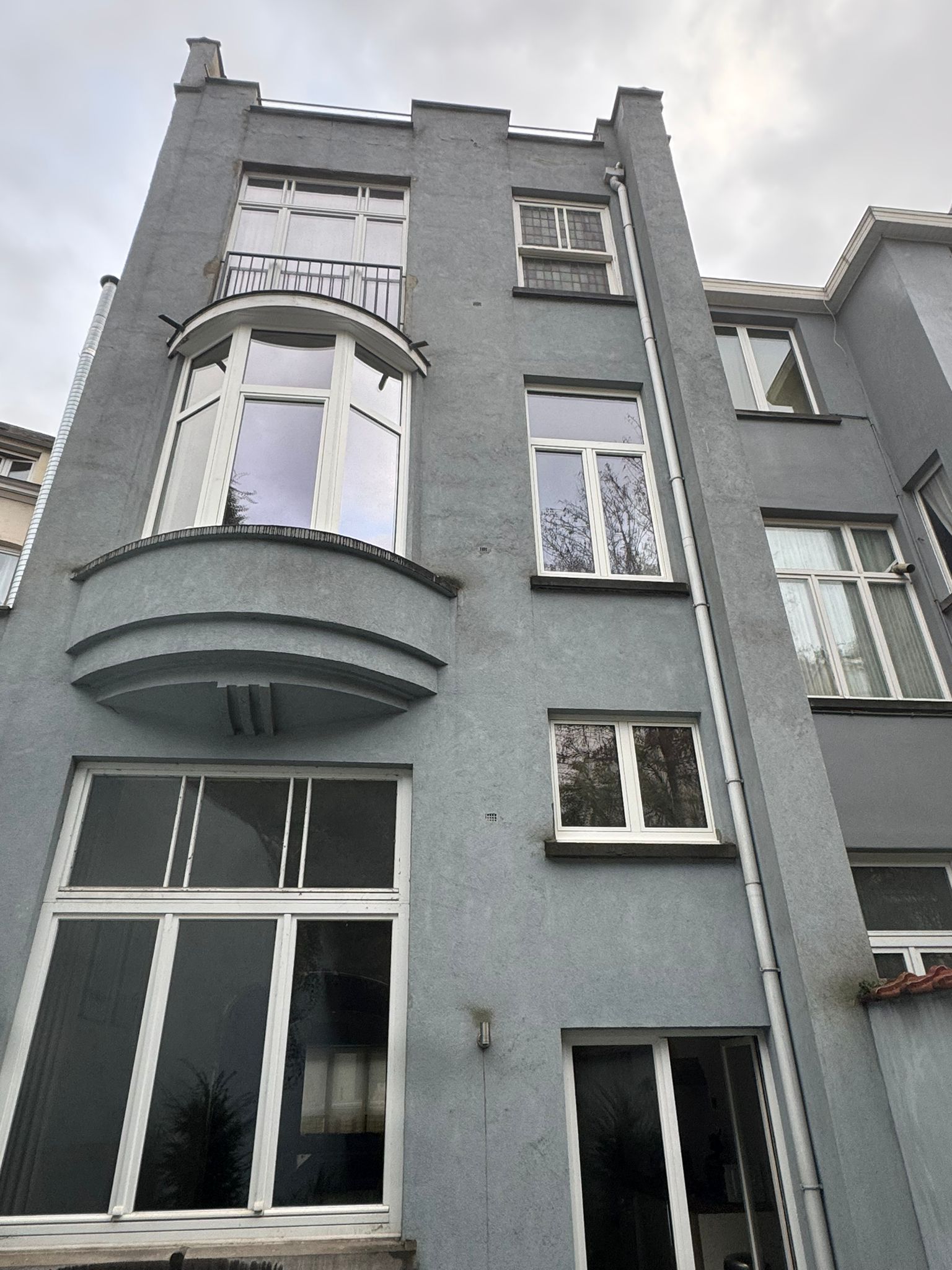 Réalisation Luc SRL – Menuiseries extérieures à Bruxelles et en Wallonie