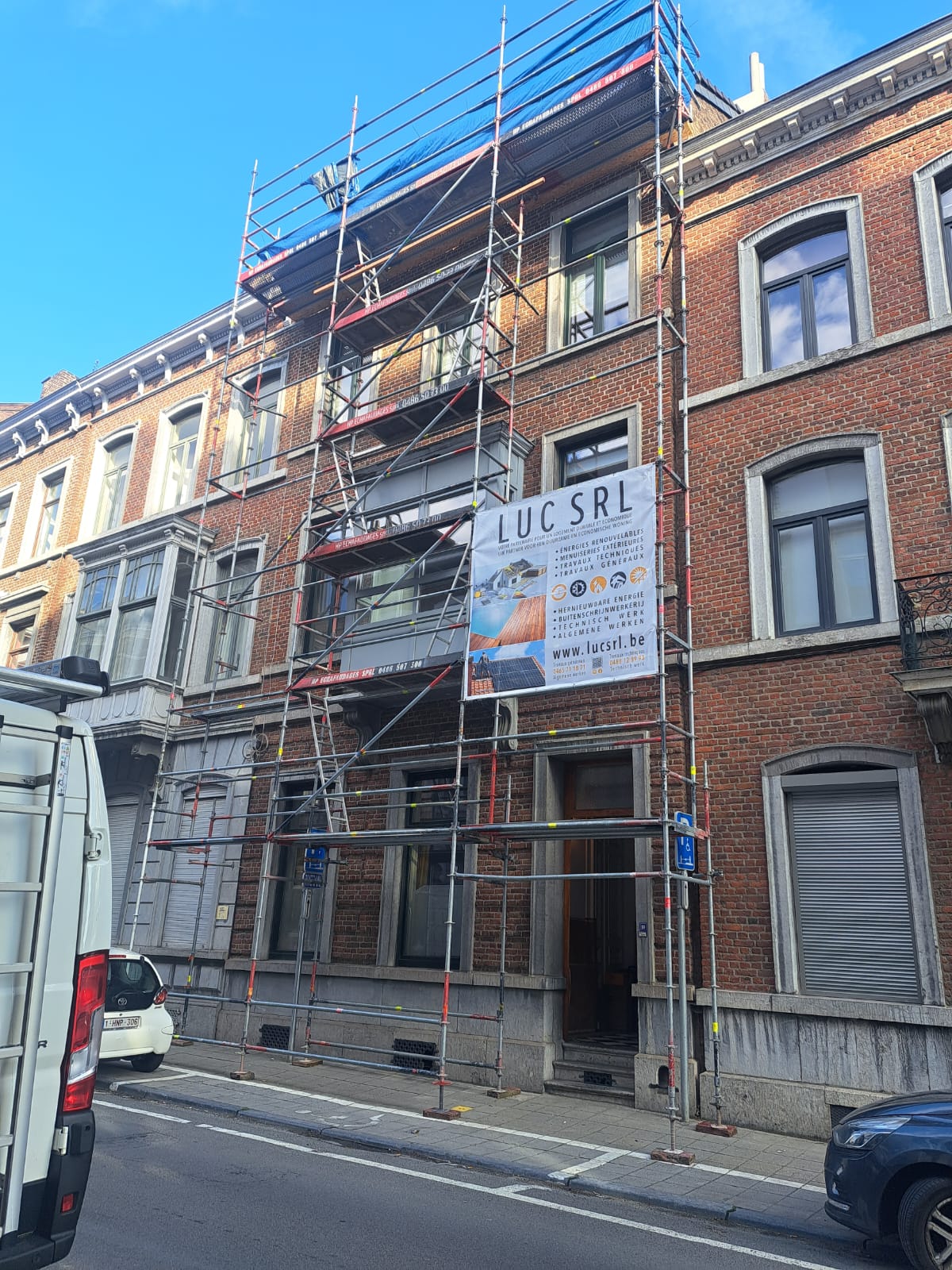 Réalisation Luc SRL – Bardages extérieurs et toitures à Bruxelles et en Wallonie