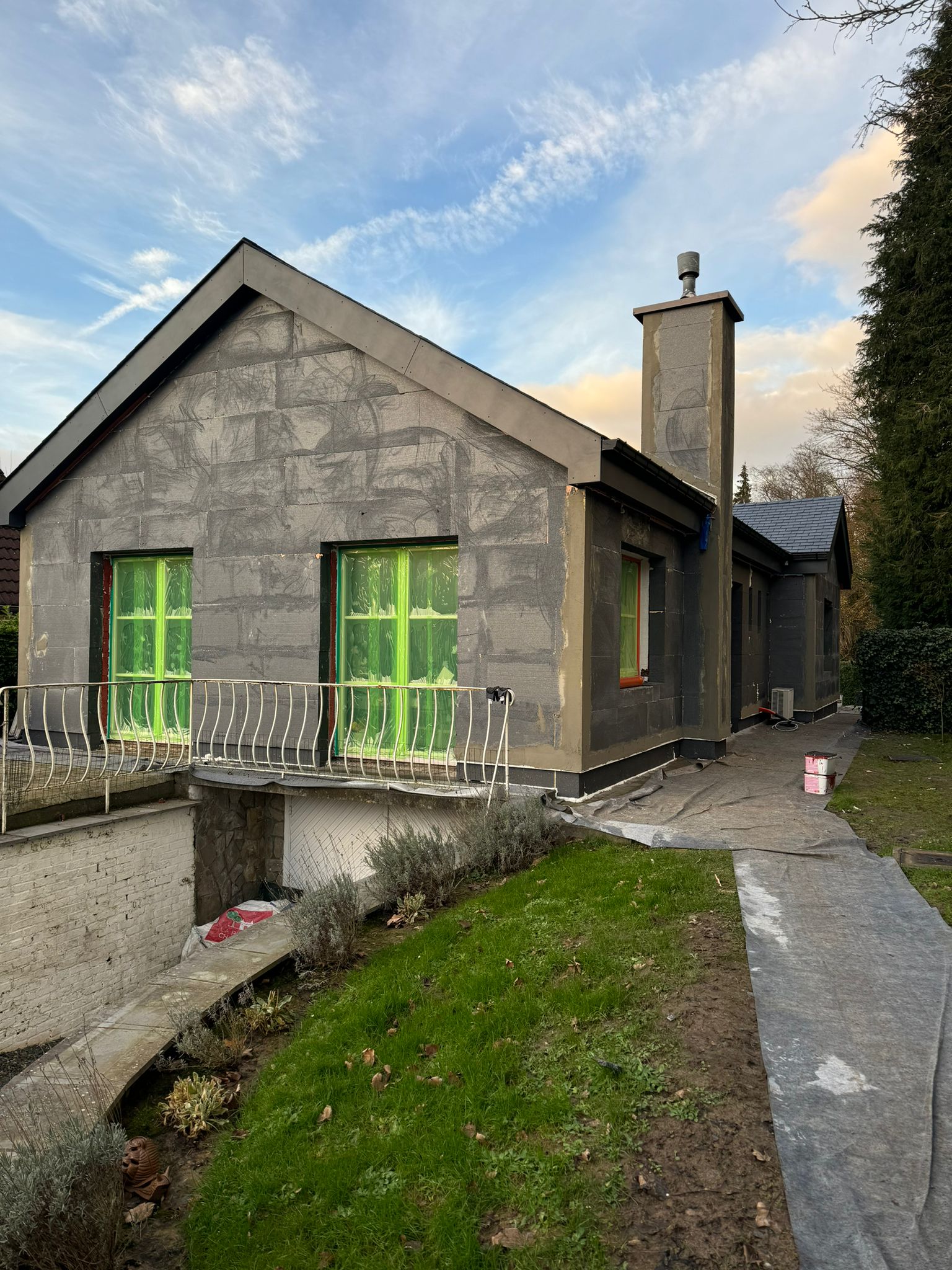 Réalisation Luc SRL – Bardages extérieurs et toitures à Bruxelles et en Wallonie