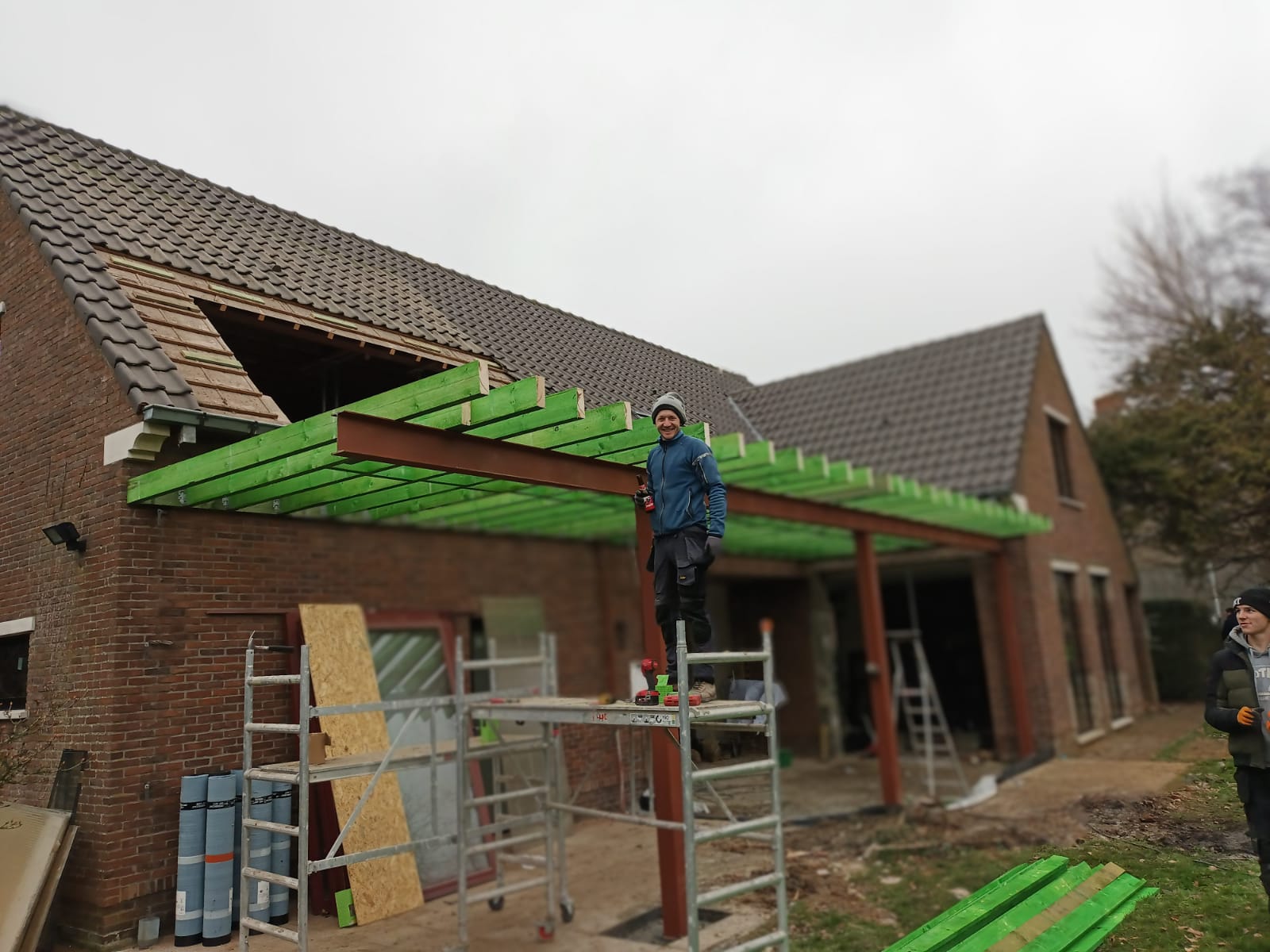 Rénovation complète de toiture par Luc SRL