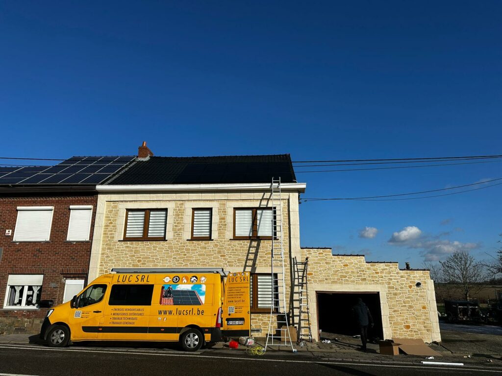 Installez vos panneaux solaires à Mons avec Luc SRL